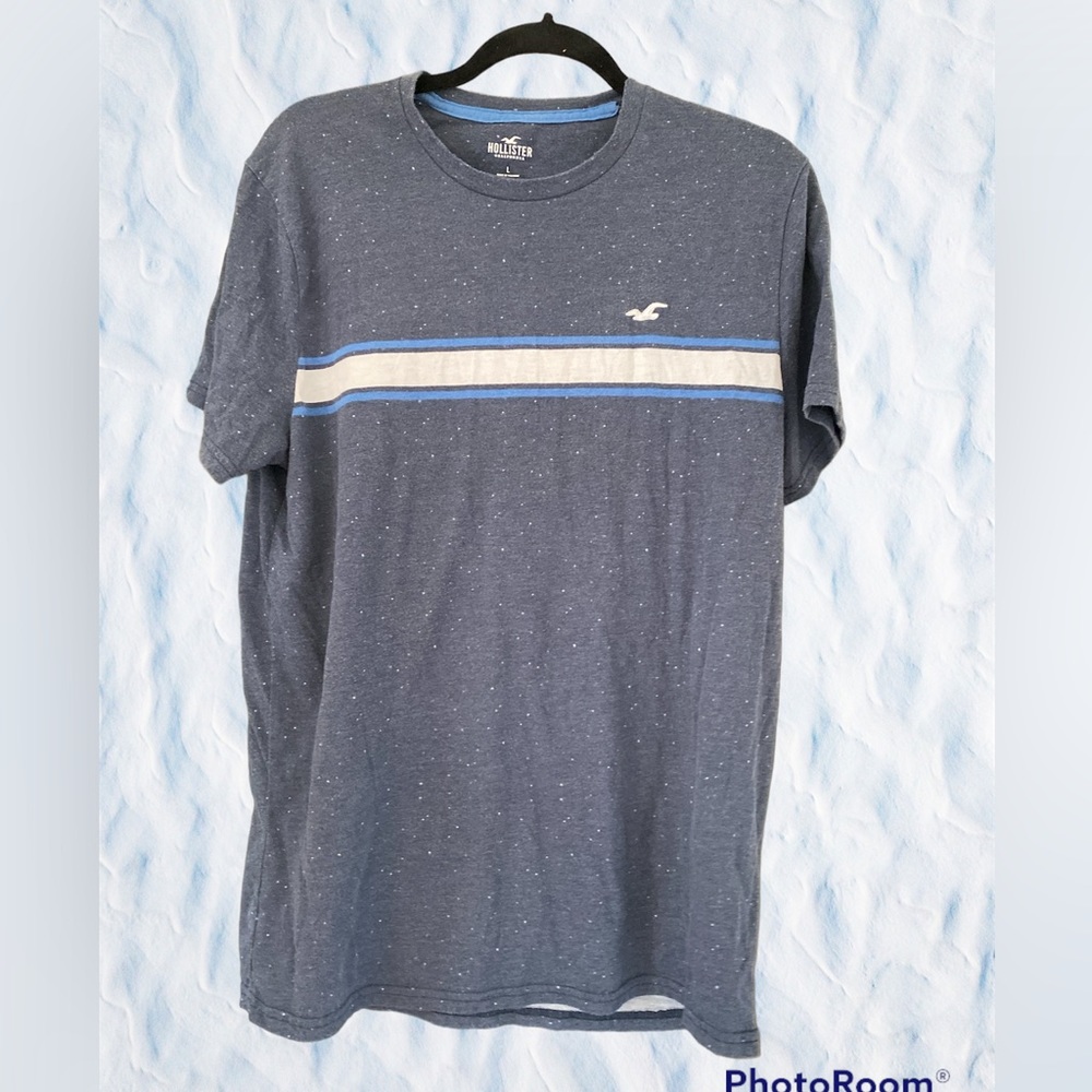 Men’s, size large, light blue Hollister tee